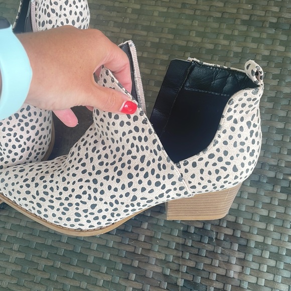 Leopard booties - Picture 2 of 5